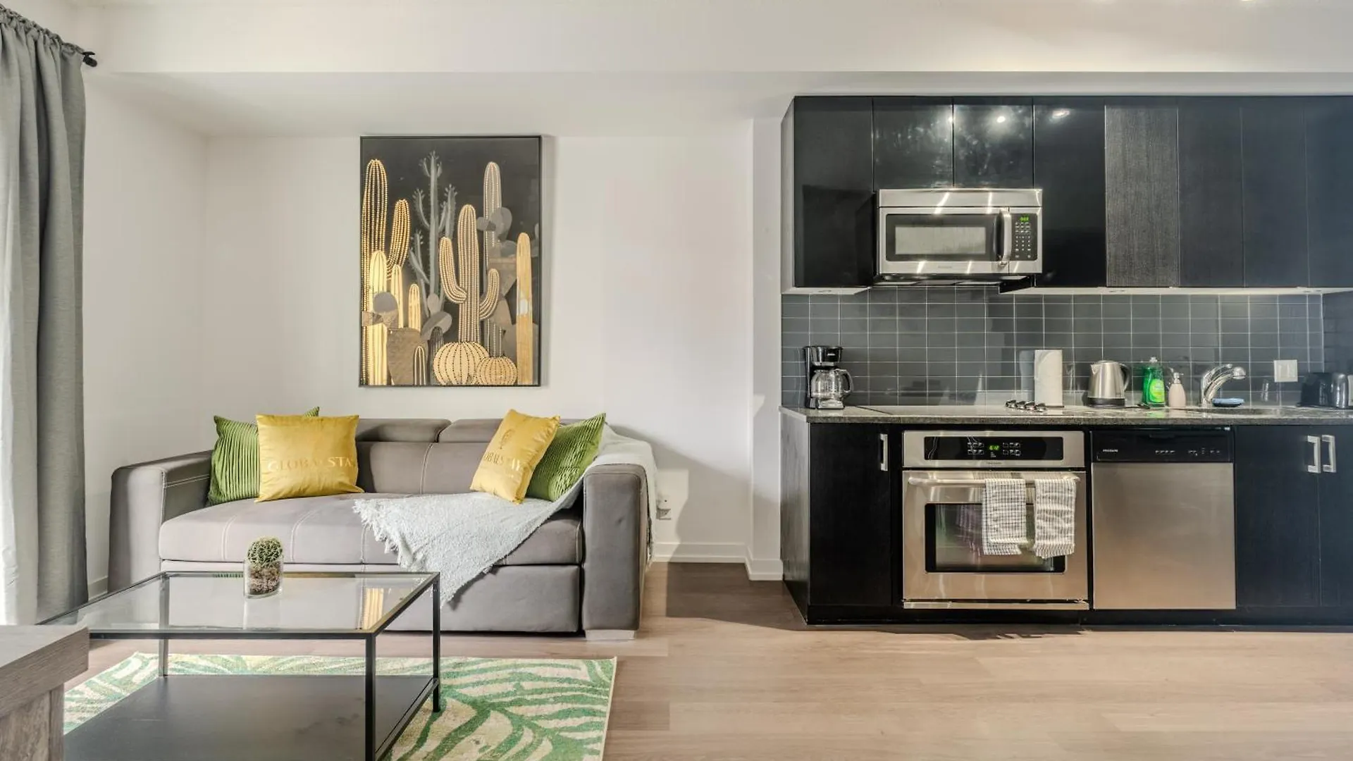 Modern Lillian St Apartments By Globalstay Toronto