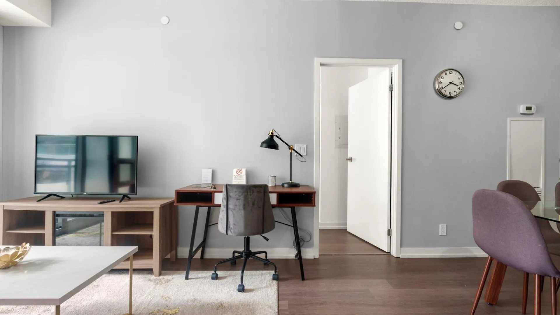 Modern Lillian St Apartments By Globalstay Toronto