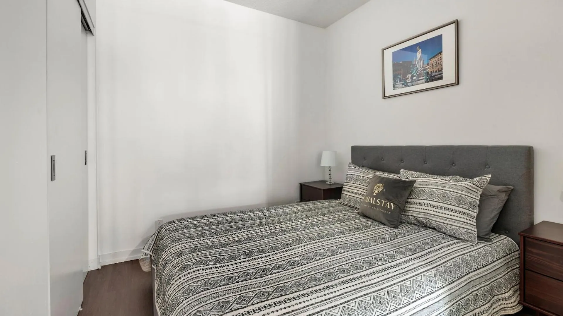 Modern Lillian St Apartments By Globalstay Toronto 0*,