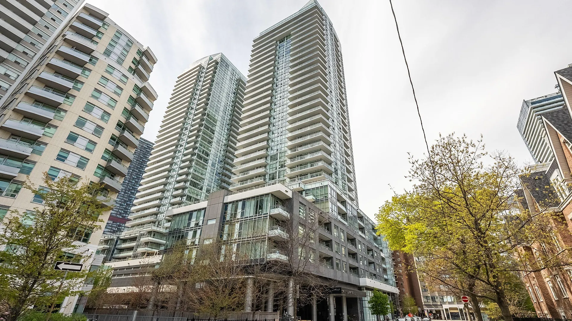 Modern Lillian St Apartments By Globalstay Toronto