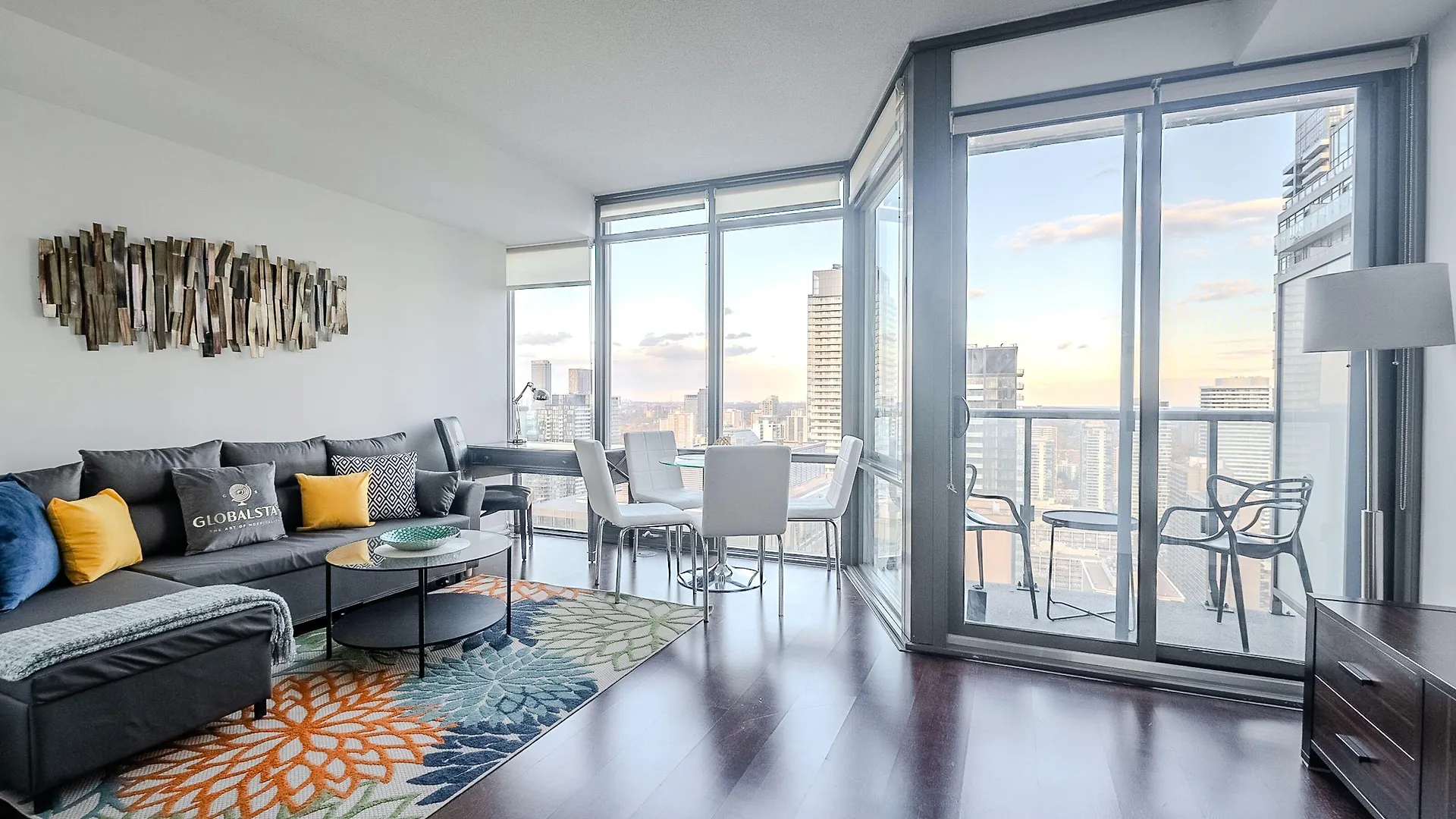 Modern Lillian St Apartments By Globalstay Toronto 0*,
